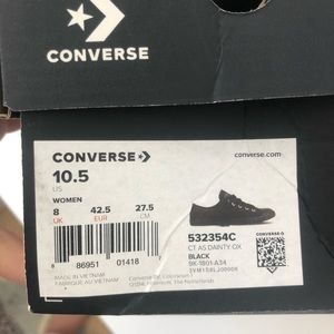 Women’s black dainty converse